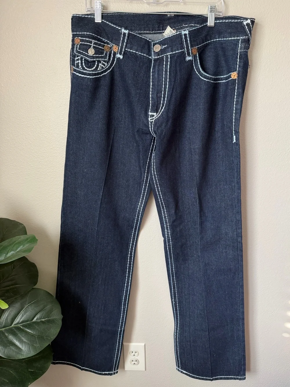 True Religion Bobby Super T Jeans Dark Wash White Contrast Stitch Men’s Row 34